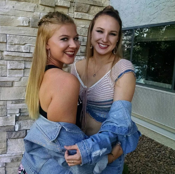 Meet your Posher, Rylee - Picture 2 of 2